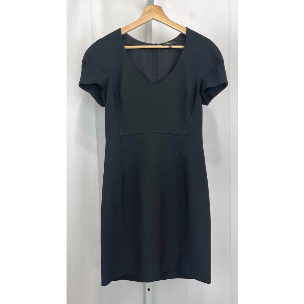 BABATON Aritzia V Neck Short Sleeve Mini Dress LBD Exposed Back Zip Black Size 6